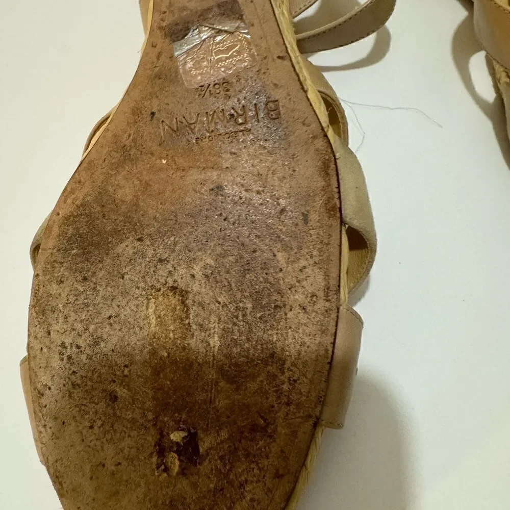 Alexandre Birman Nude Suelita Raffia Leather Wedge - size 38.5 VGUC